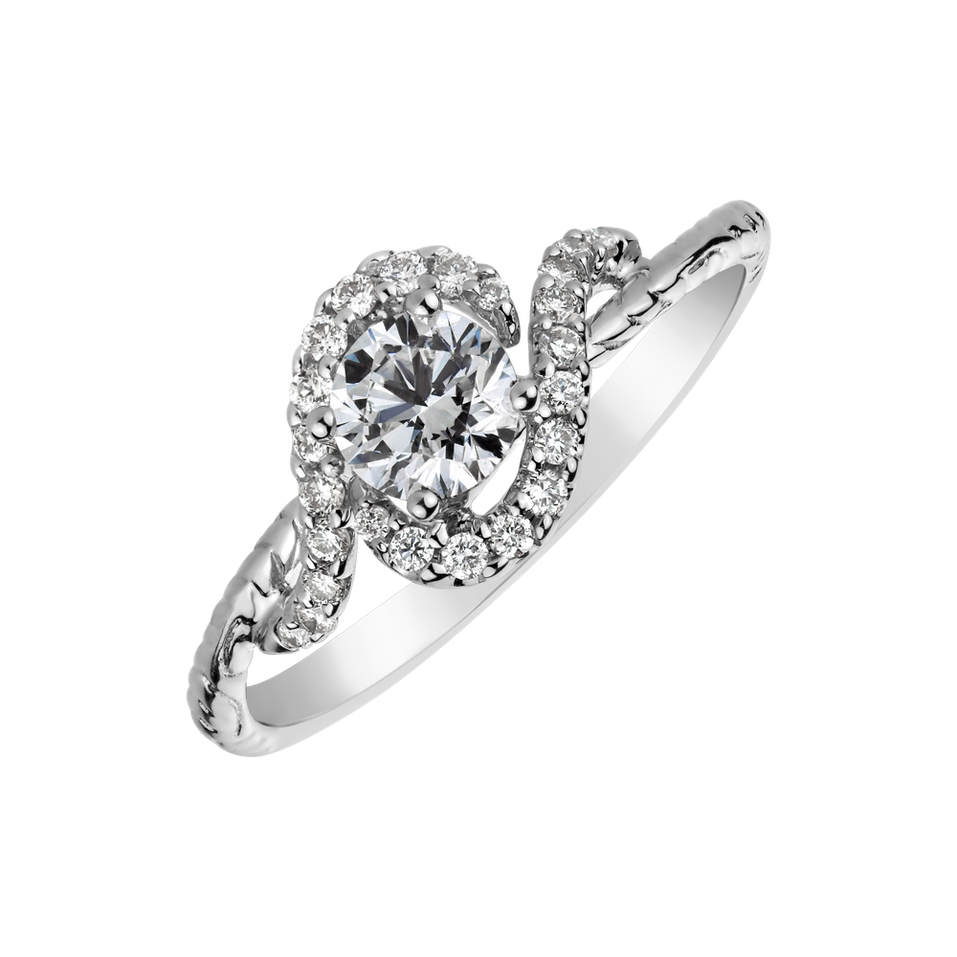 Diamond ring Dionele