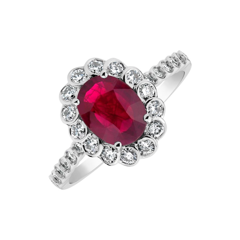 Diamond ring with Ruby Princess Glamour