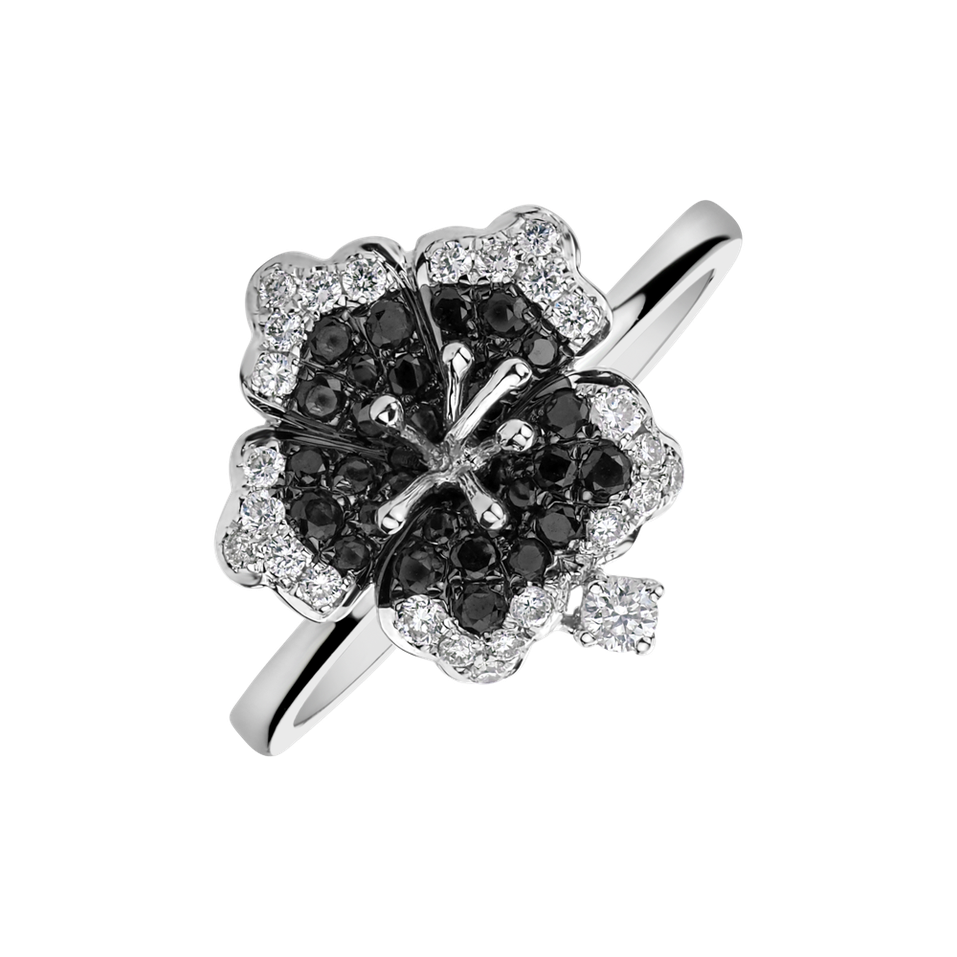 Ring with black and white diamonds Amelia Rose