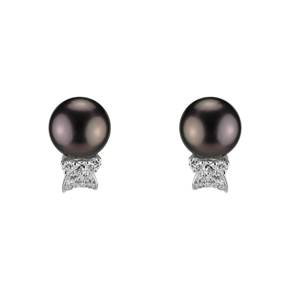 Diamond earrings with Pearl Sea Limbo