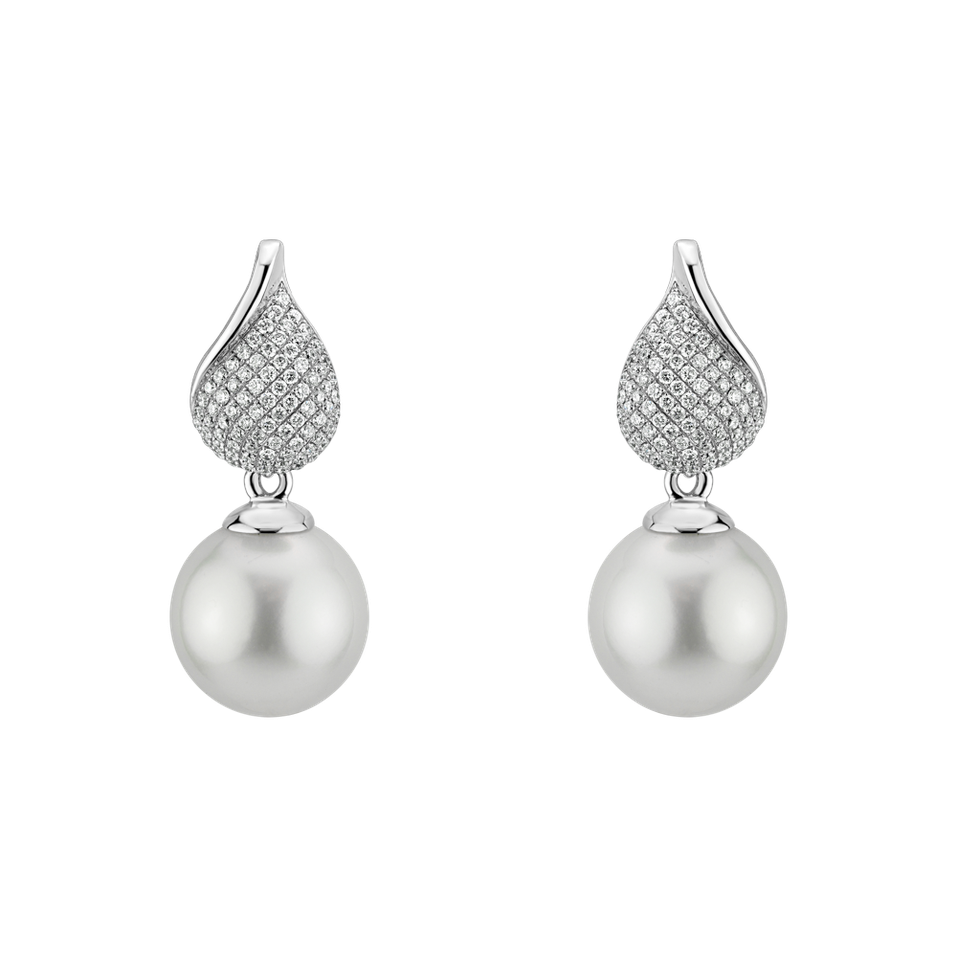 Diamond earrings with Pearl Gabby