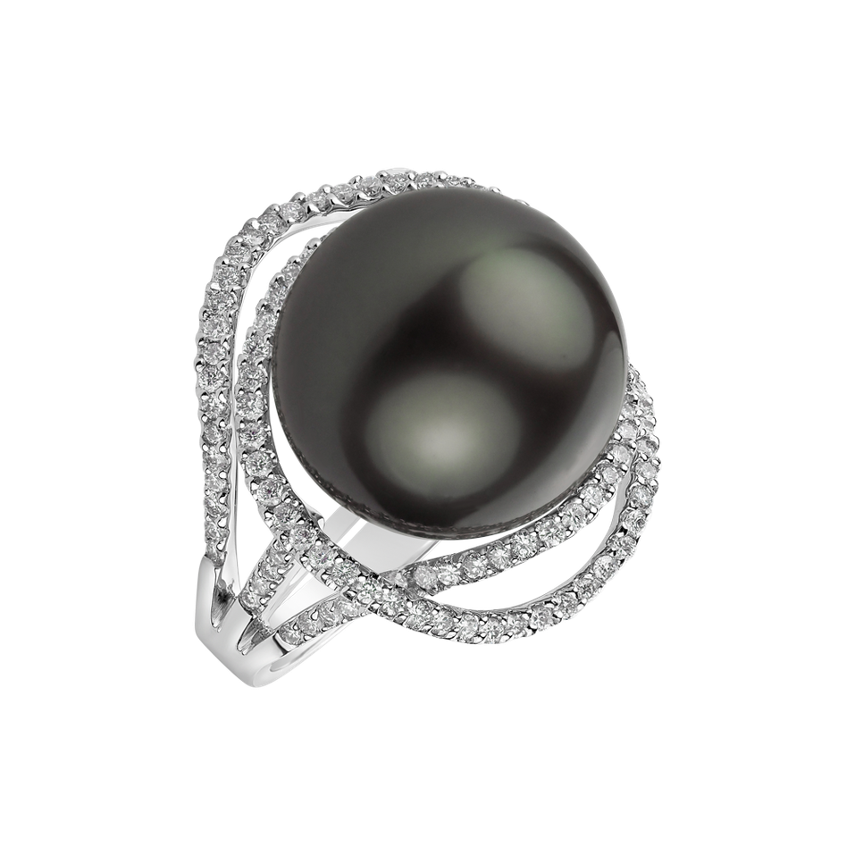 Diamond ring with Pearl Annaliese