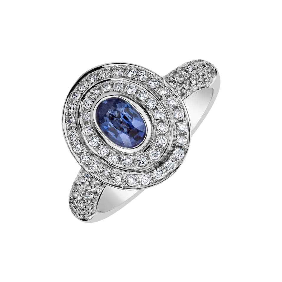 Diamond ring with Sapphire Molly