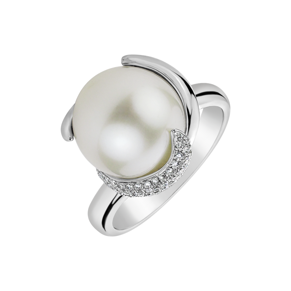 Diamond ring with Pearl Miraculous Shore