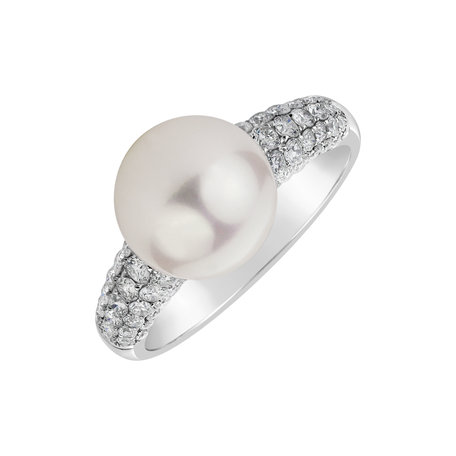 Diamond ring with Pearl Ocean Foam