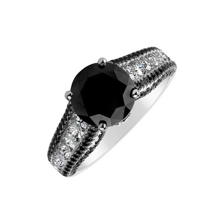 Ring with black and white diamonds Marcellus