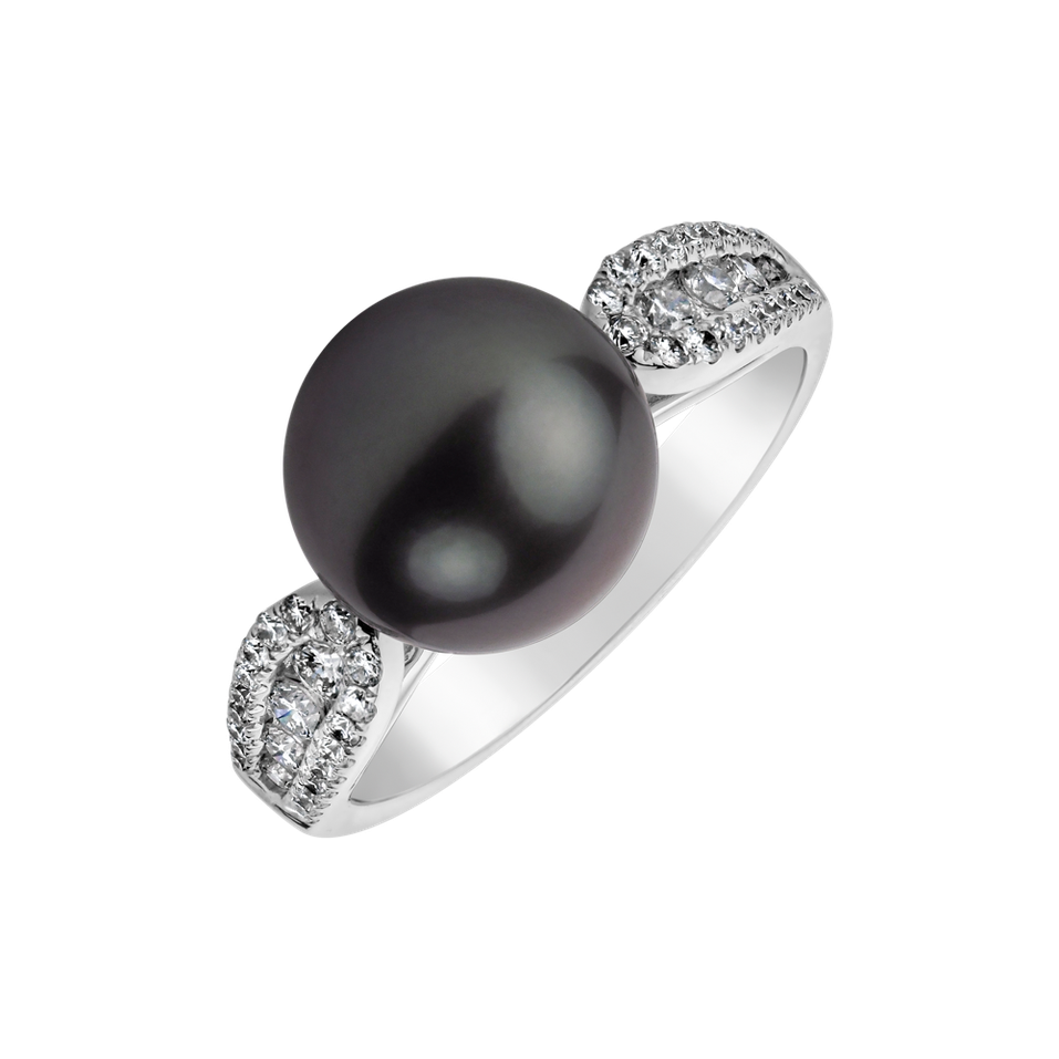 Diamond ring with Pearl Dark Shore