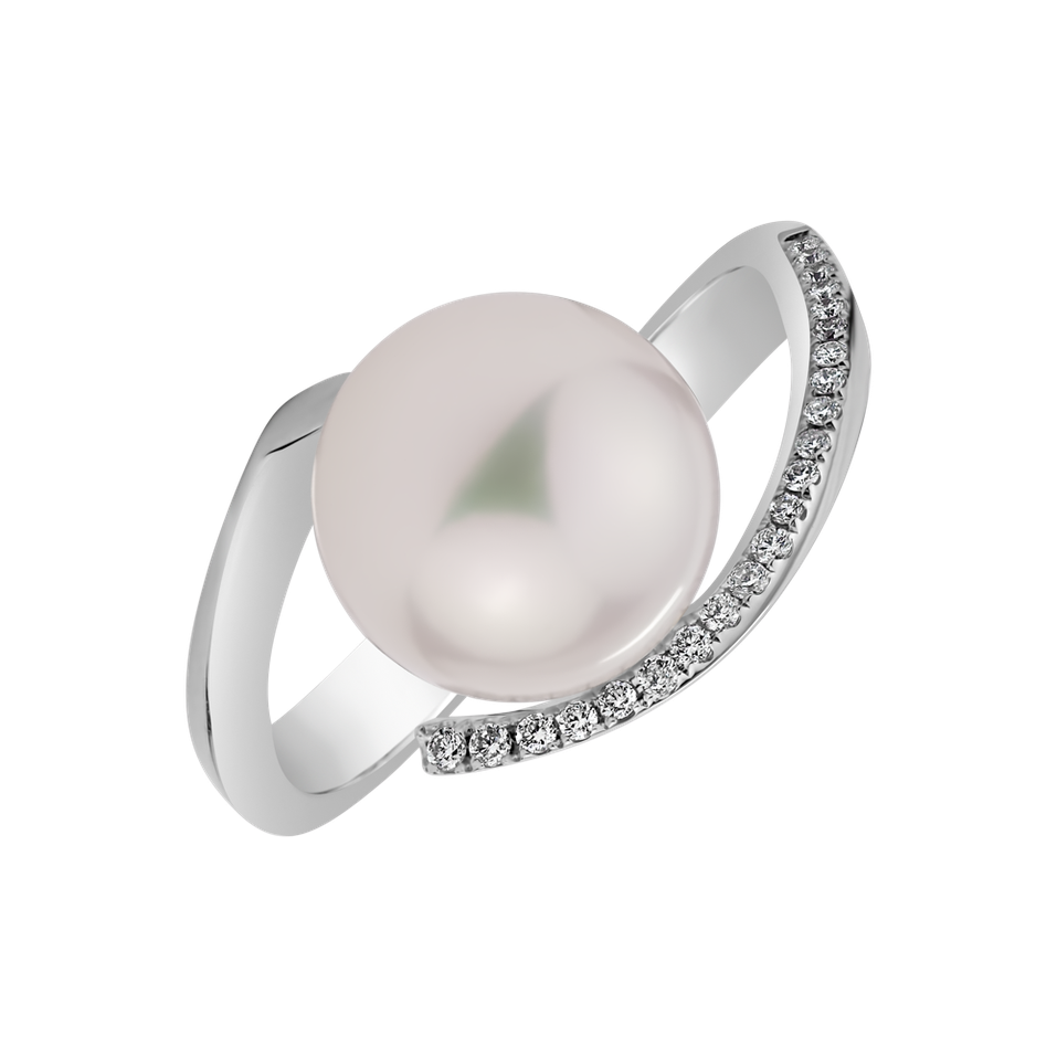 Diamond ring with Pearl Secret tear