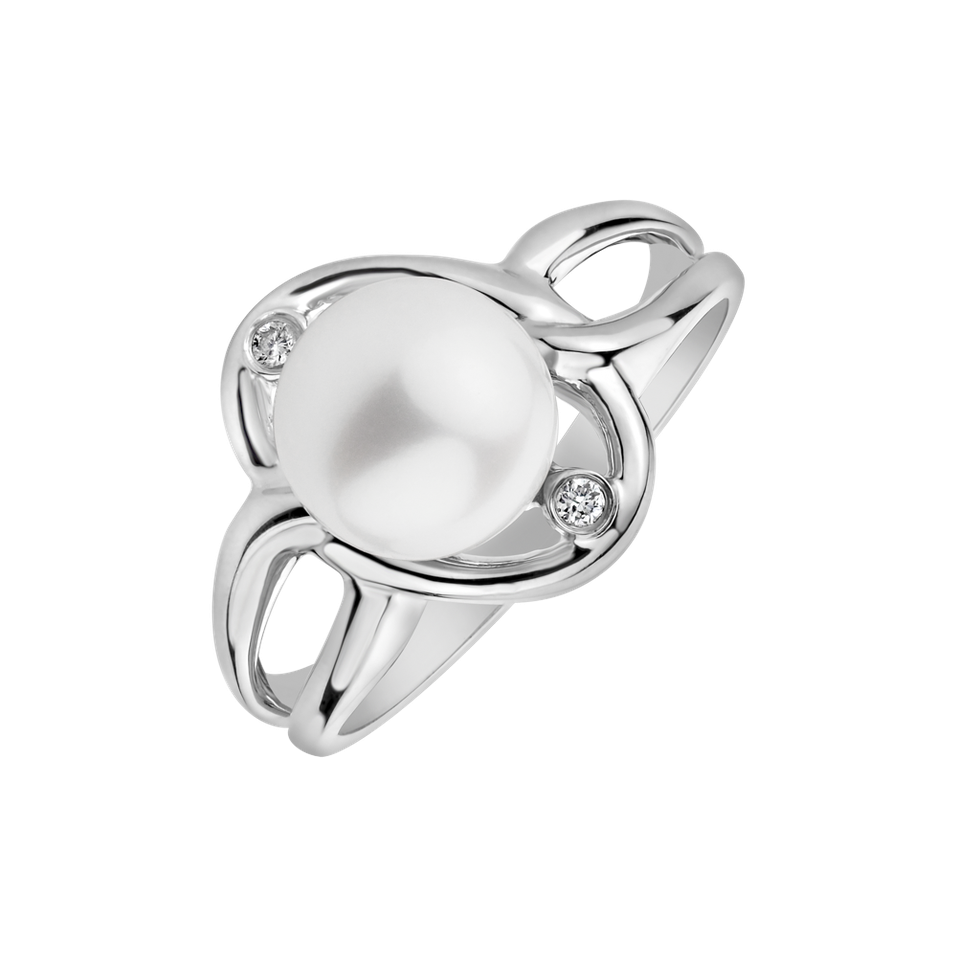 Diamond ring with Pearl Heavenly Sea