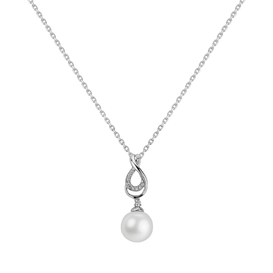 Diamond pendant with Pearl Lilaia