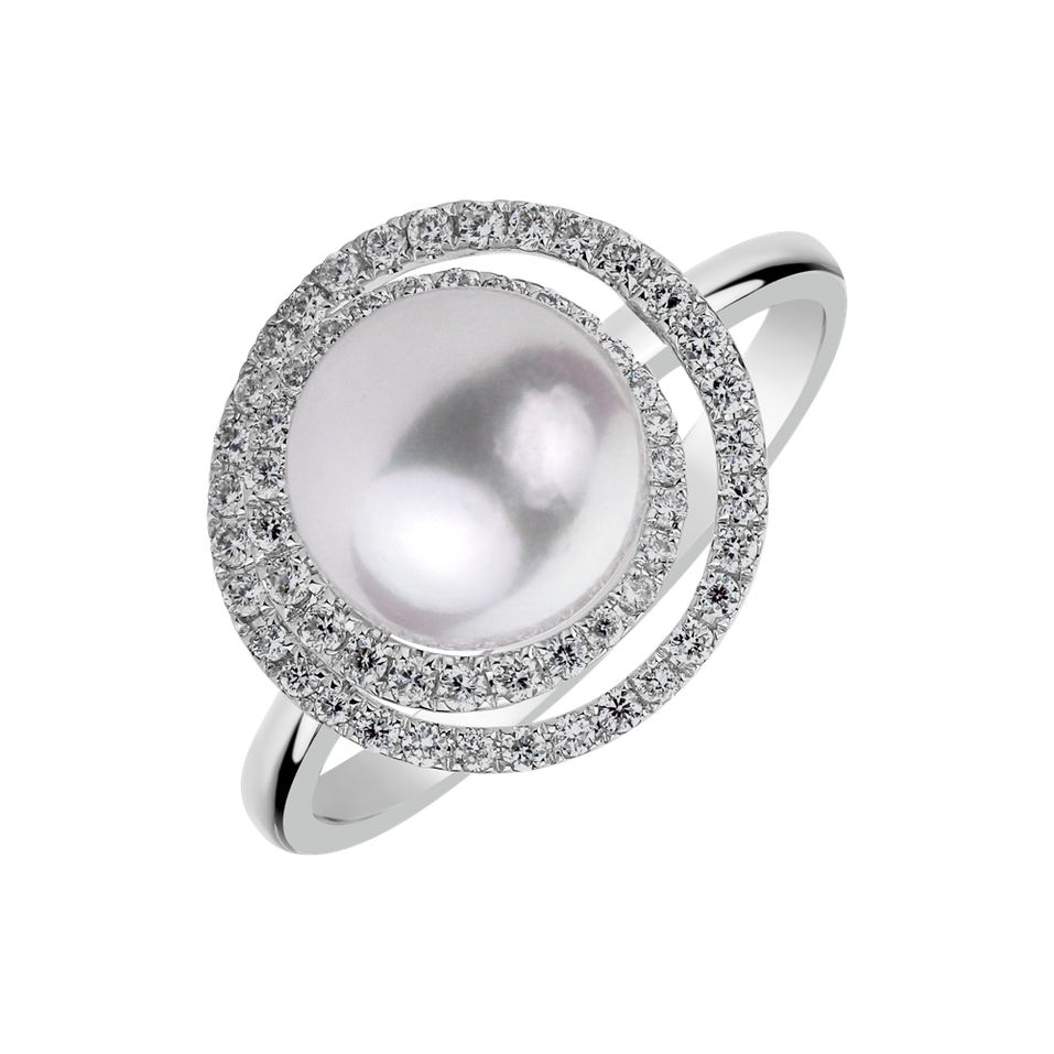 Diamond ring with Pearl Sail Away