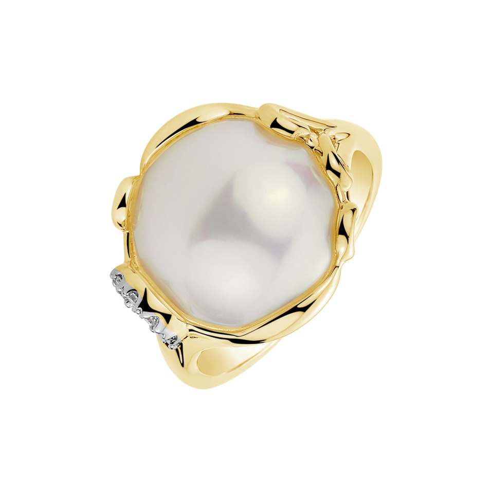 Diamond ring with Pearl Enchanted Pacific