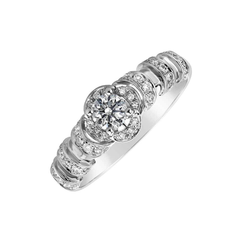 Diamond ring Faustine