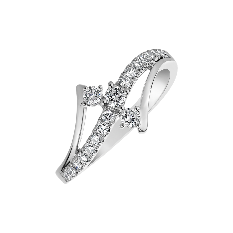 Diamond ring Thérèse