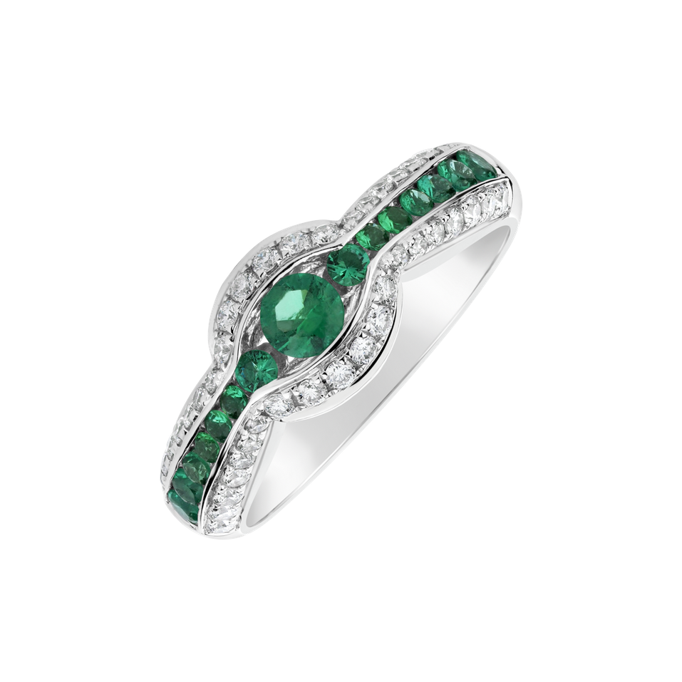 Diamond ring with Emerald Fiore