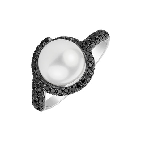 Ring with black diamonds and Pearl Marine