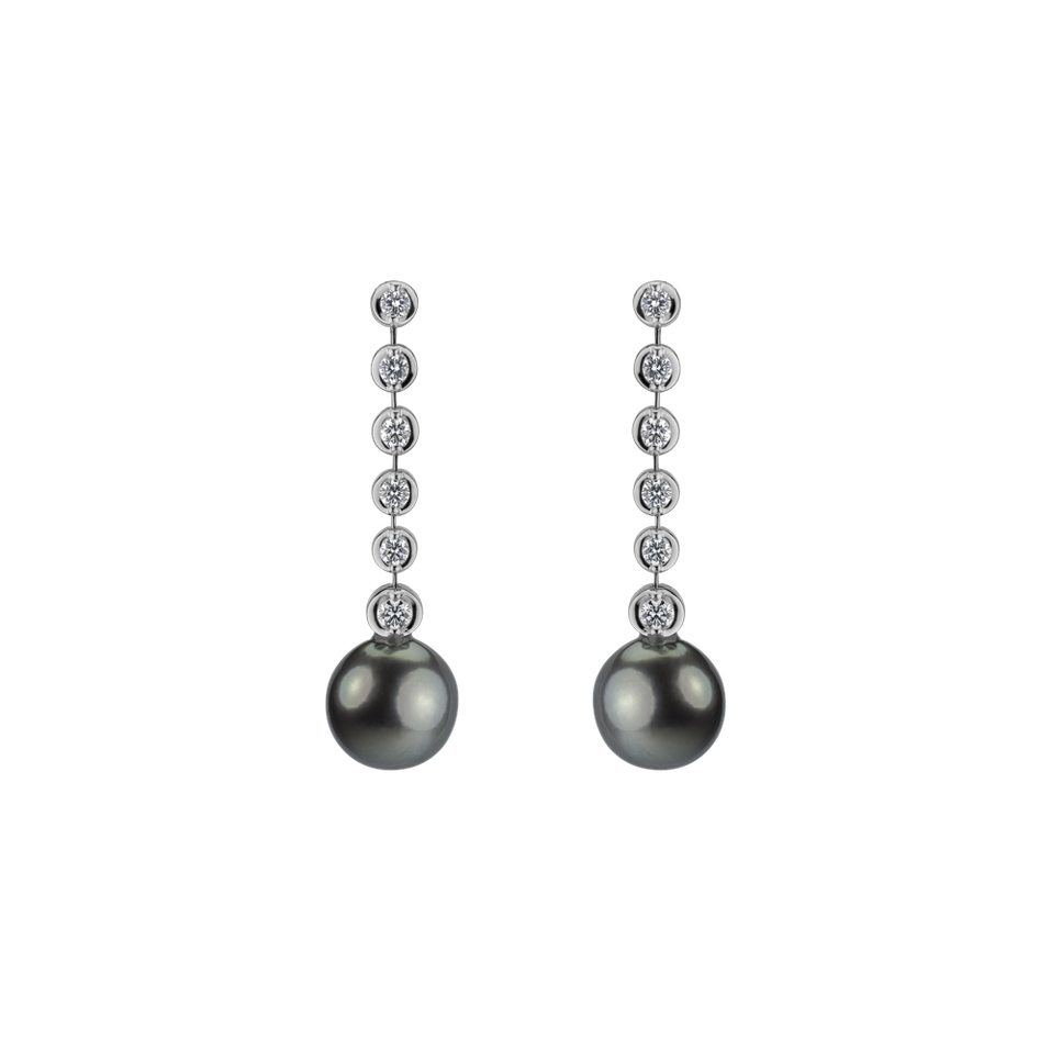 Diamond earrings with Pearl Danatile