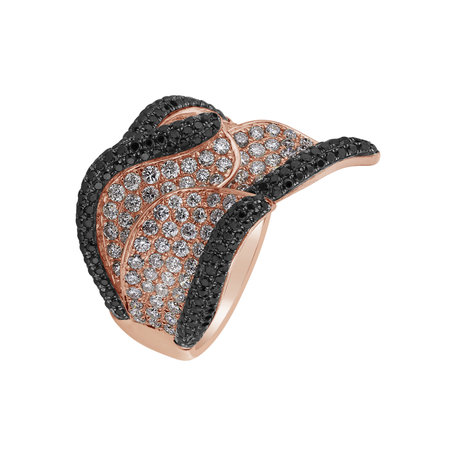 Ring with black and white diamonds Magic Wave