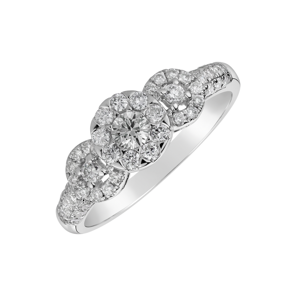 Diamond ring Anttonaeta