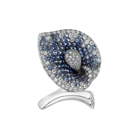 Diamond ring with Sapphire Ice Lily