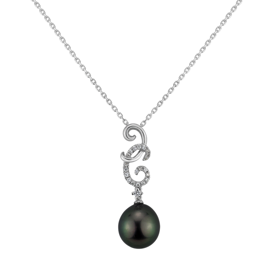 Diamond pendant with Pearl Theisi