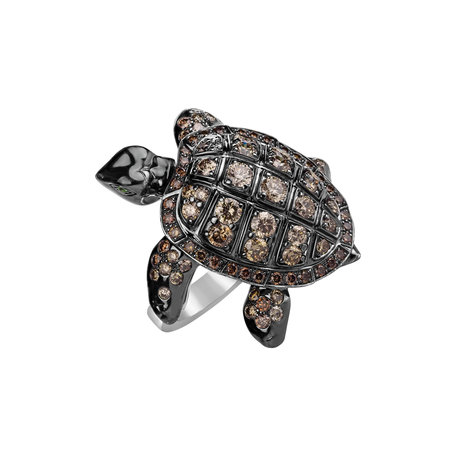 Ring with brown diamonds and Garnet Exotic Turtle