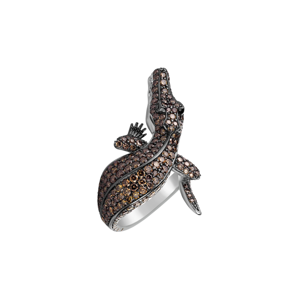 Ring with brown diamonds and Sapphire Luxury Crocodile