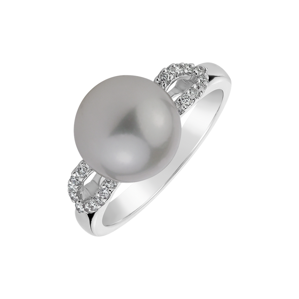 Diamond ring with Pearl Soul of Passion