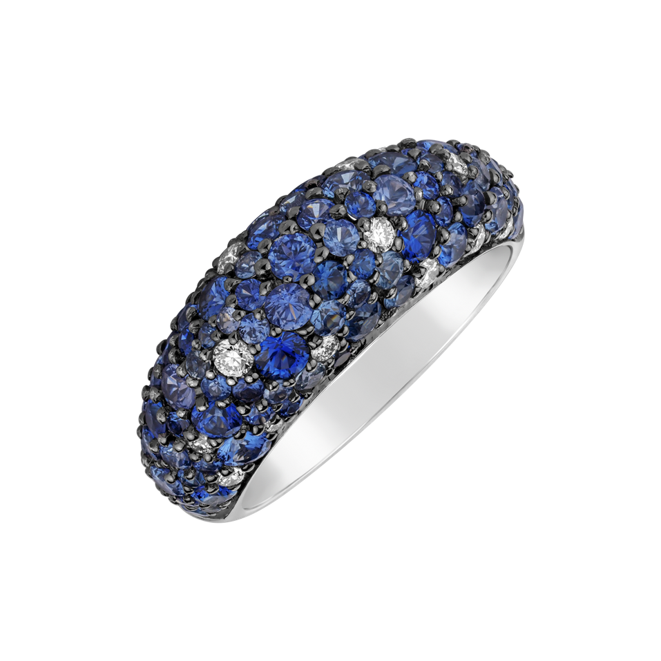 Diamond ring with Sapphire Adeline