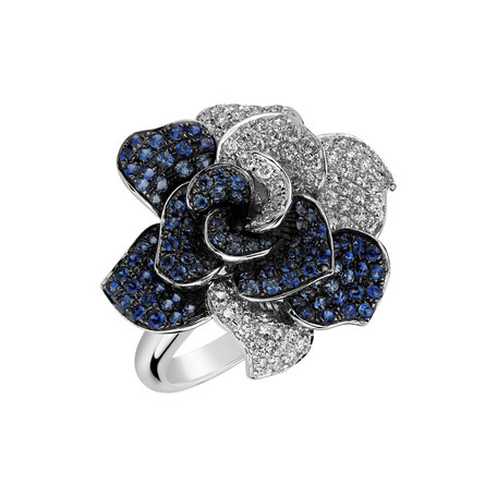 Diamond ring with Sapphire Heavenly Magnolia