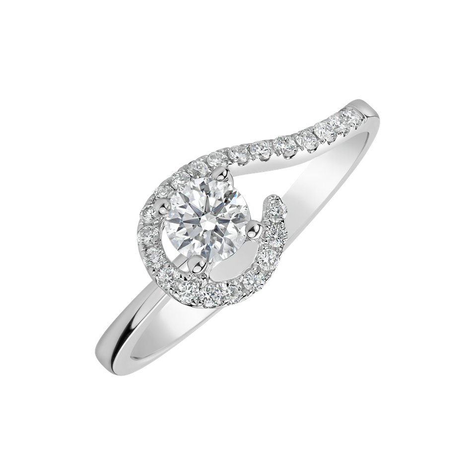 Diamond ring Maximiliano