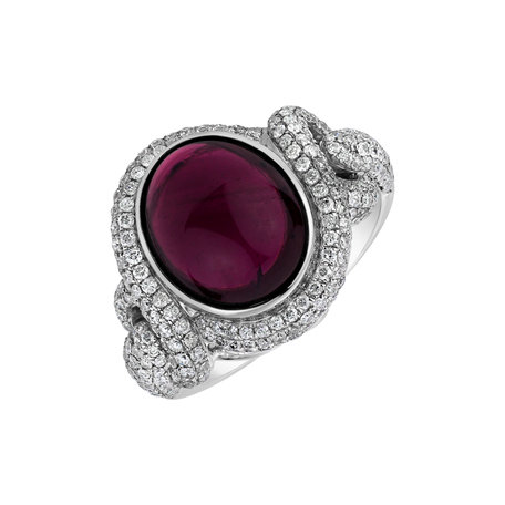 Diamond ring with Ruby Red Heaven