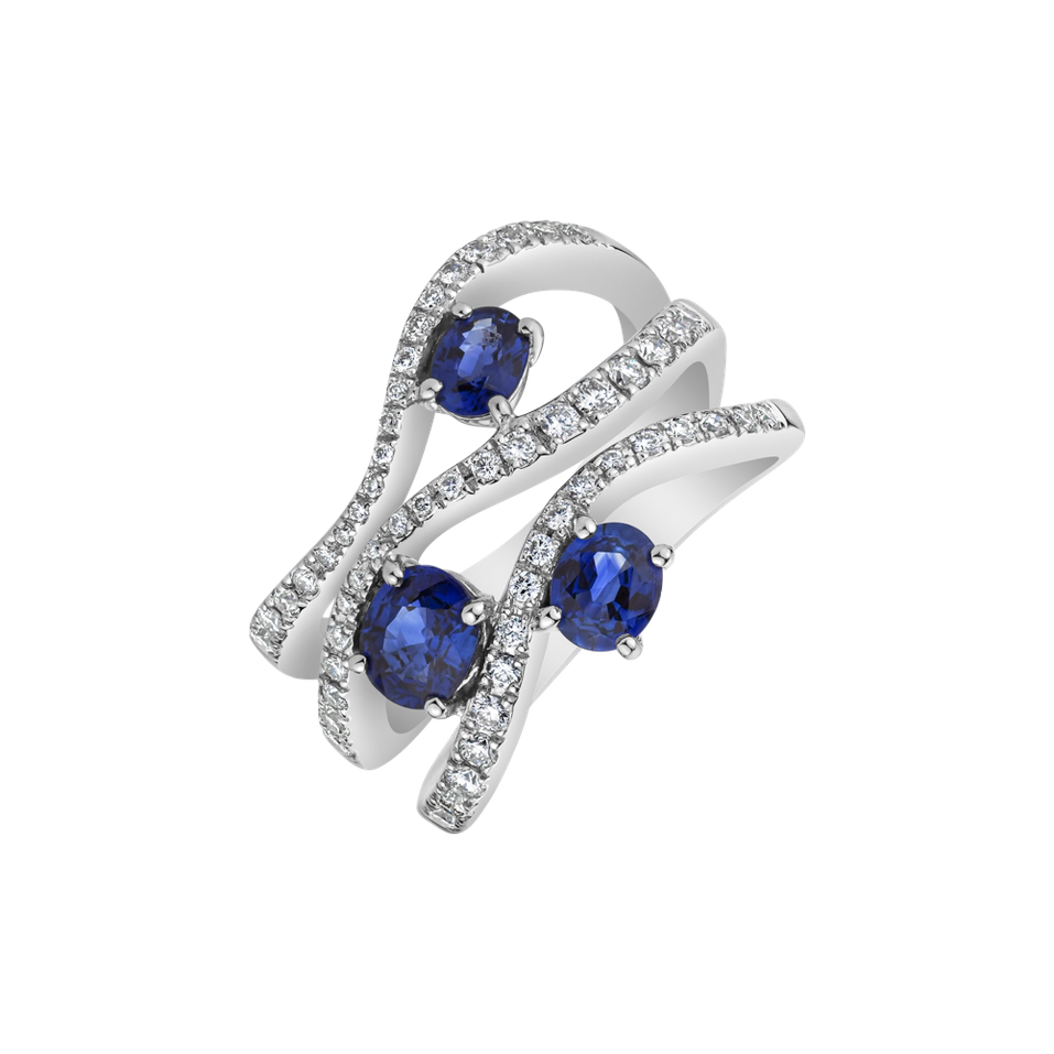 Diamond ring with Sapphire Astheneia