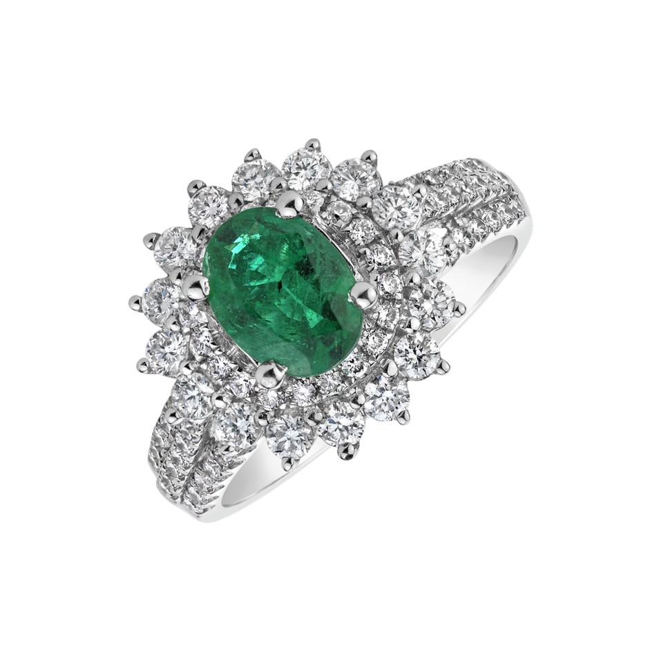 Diamond ring with Emerald Green Cabinet