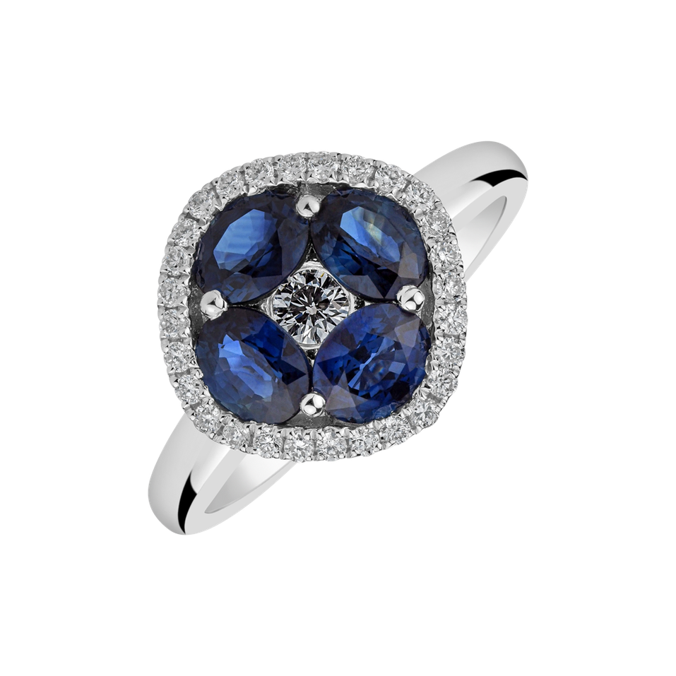 Diamond ring with Sapphire Coraline