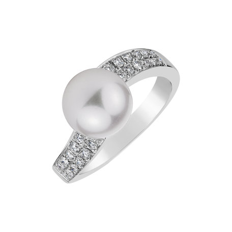 Diamond ring with Pearl Spiral Treasure