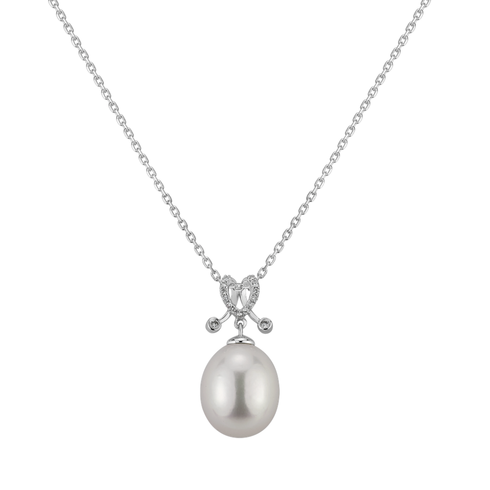 Diamond pendant with Pearl Rahatiel