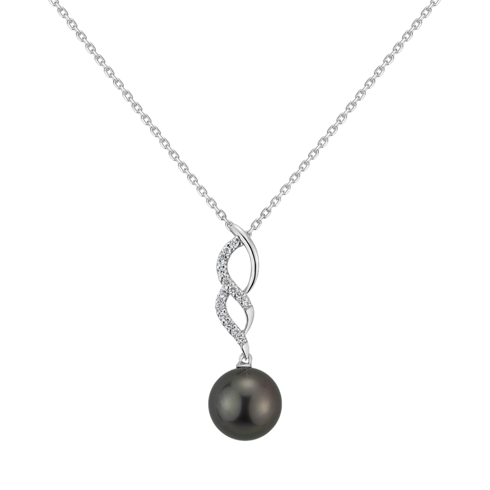 Diamond pendant with Pearl Kleorei