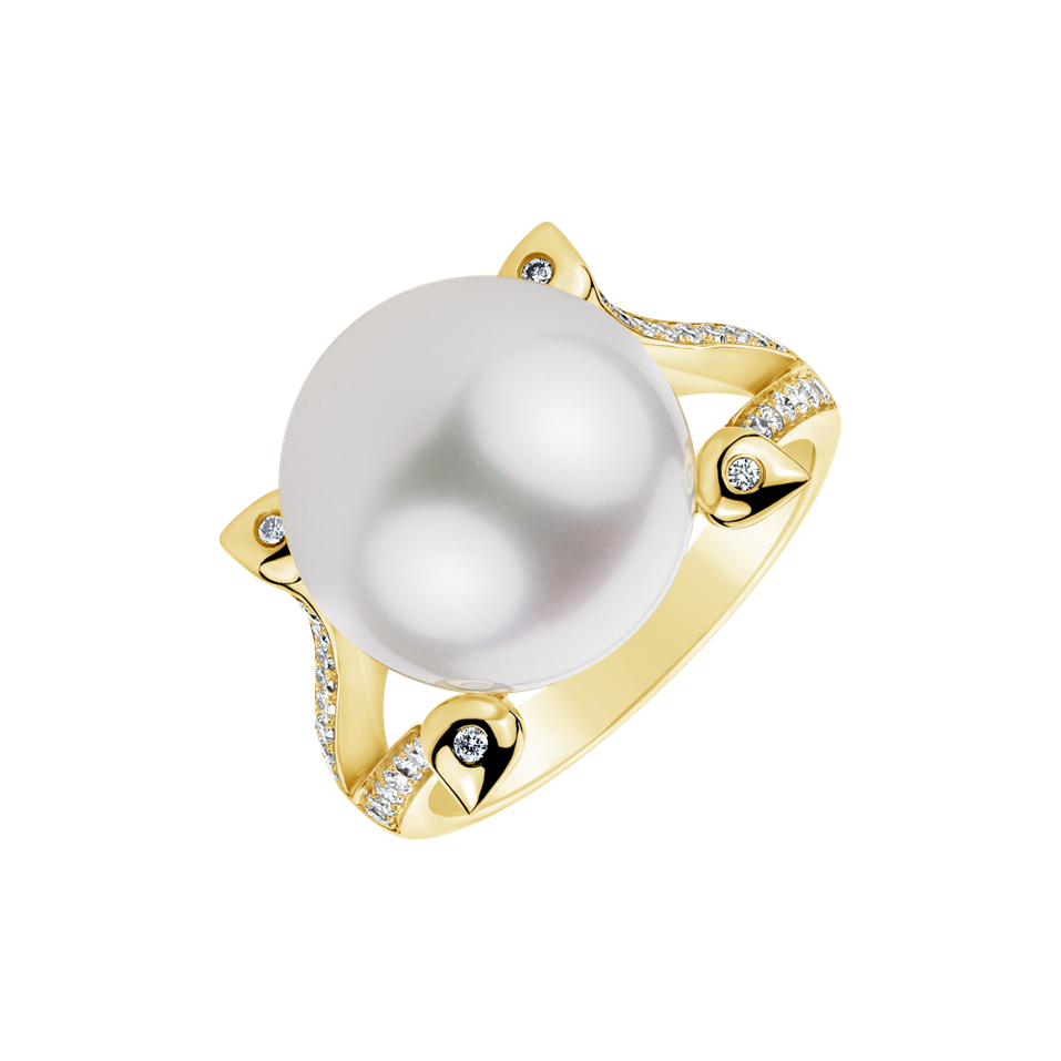 Diamond ring with Pearl Sabi