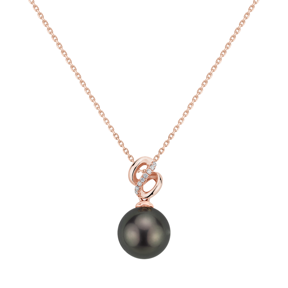 Diamond pendant with Pearl Coranos