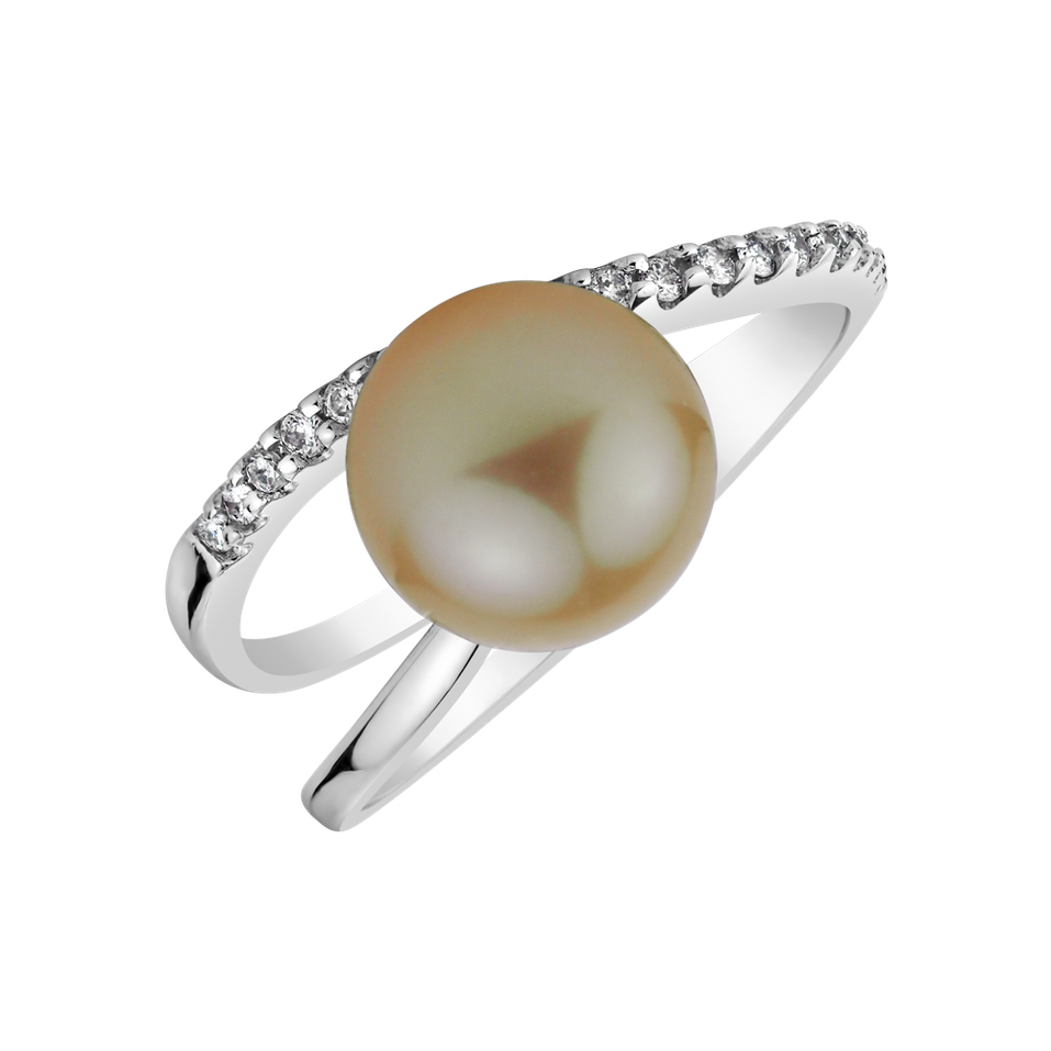 Diamond ring with Pearl Burning Lake