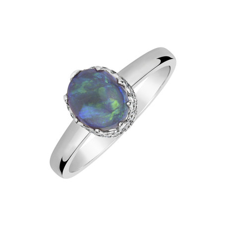 Diamond ring with Opal Feu