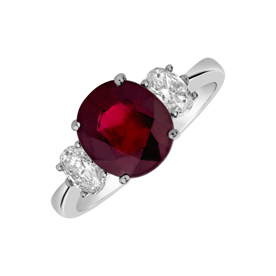 Diamond ring with Ruby Josephine