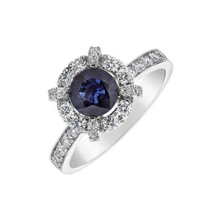 Diamond ring with Sapphire Royal Envoy