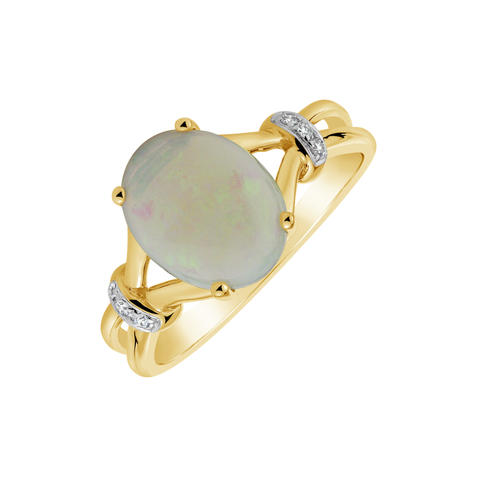 Diamond ring with Opal Secret Mirror