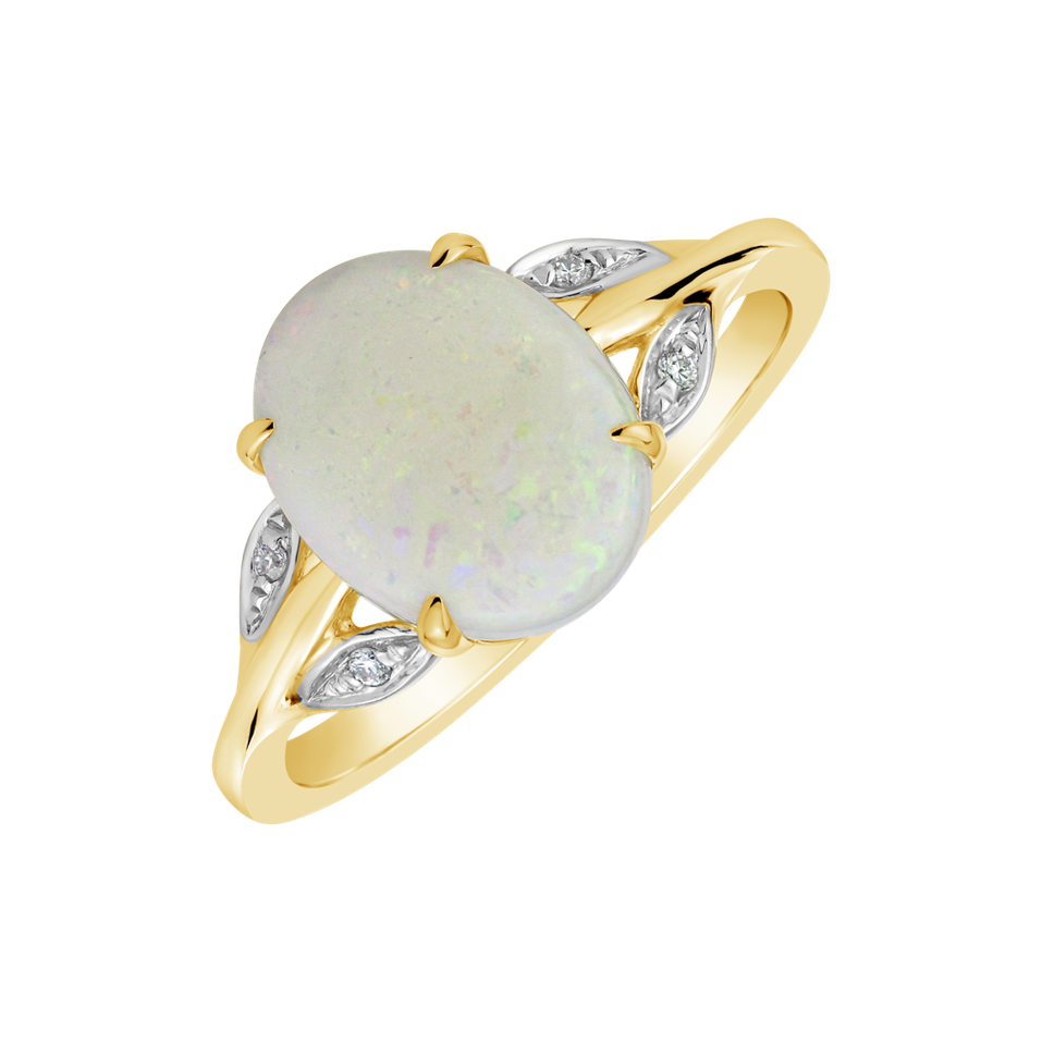 Diamond ring with Opal Maya Neptune