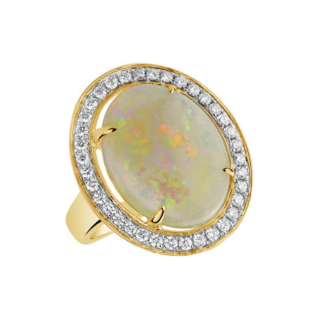 Diamond ring with Opal Leighton