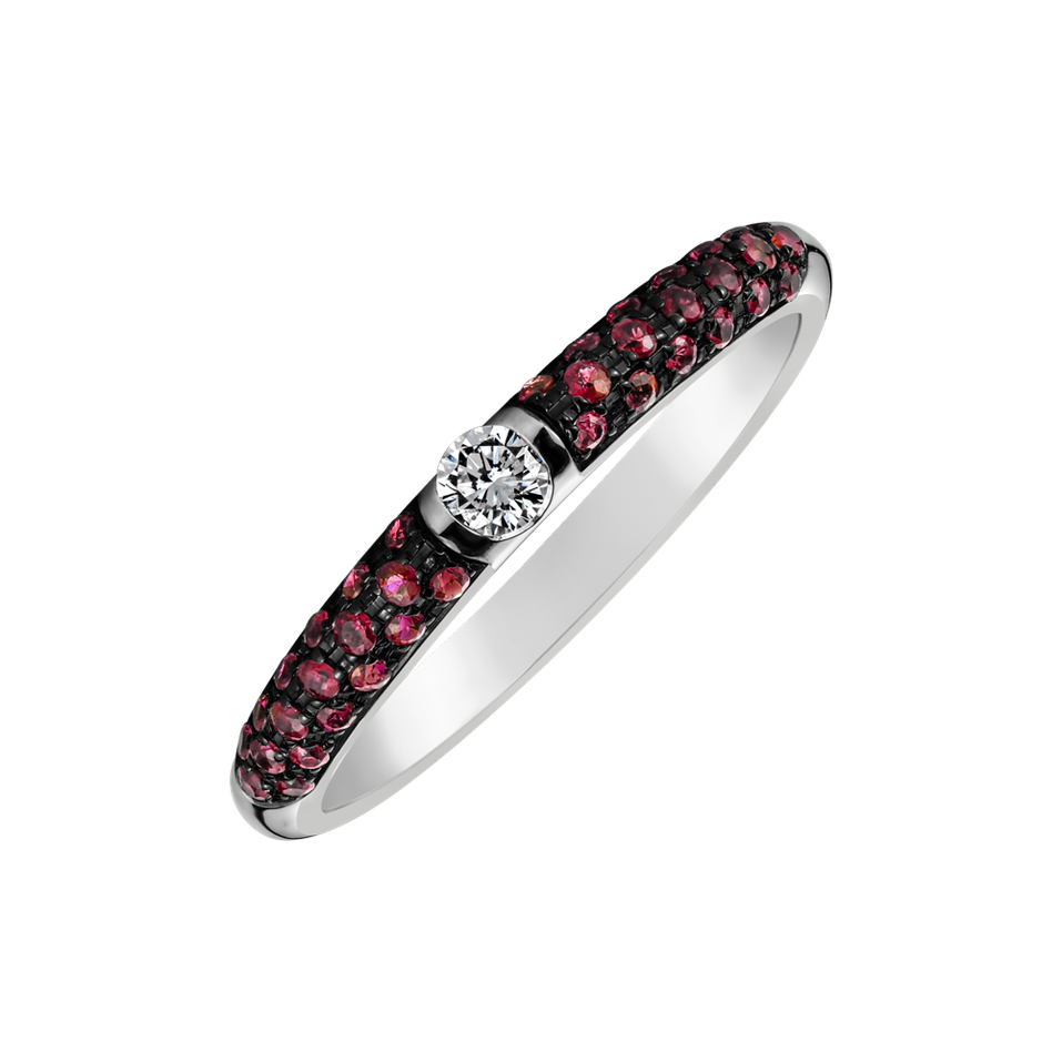 Diamond ring with Ruby Nanlisa