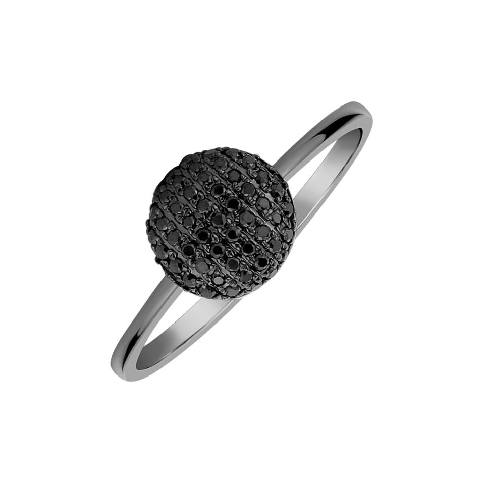 Ring with black diamonds Marvel Planet