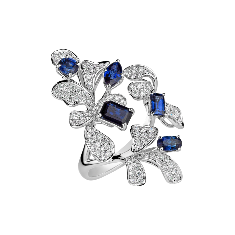 Diamond ring with Sapphire Czarina Bloom